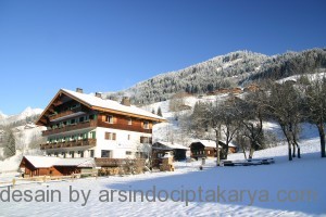 desain hotel di pegunungan